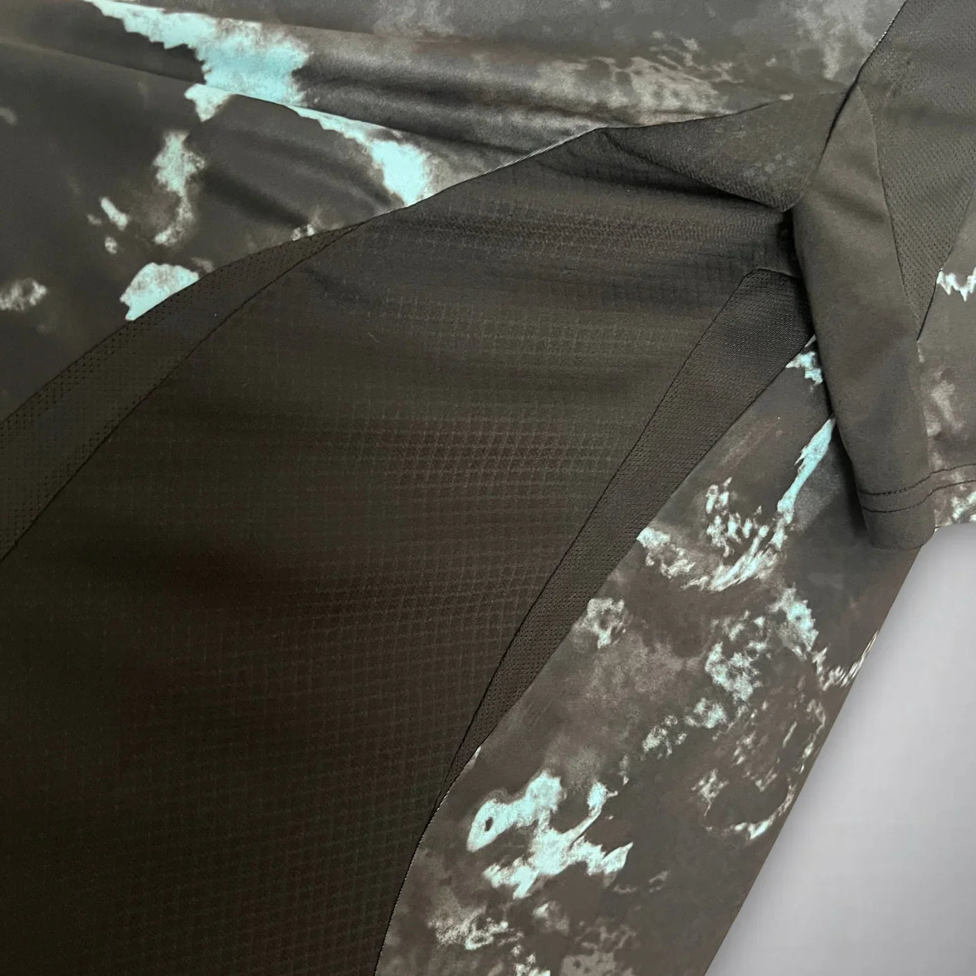 Bayern München 24/25 Premium Away Kit