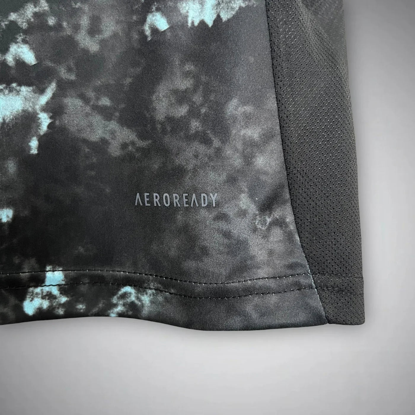 Bayern München 24/25 Premium Away Kit