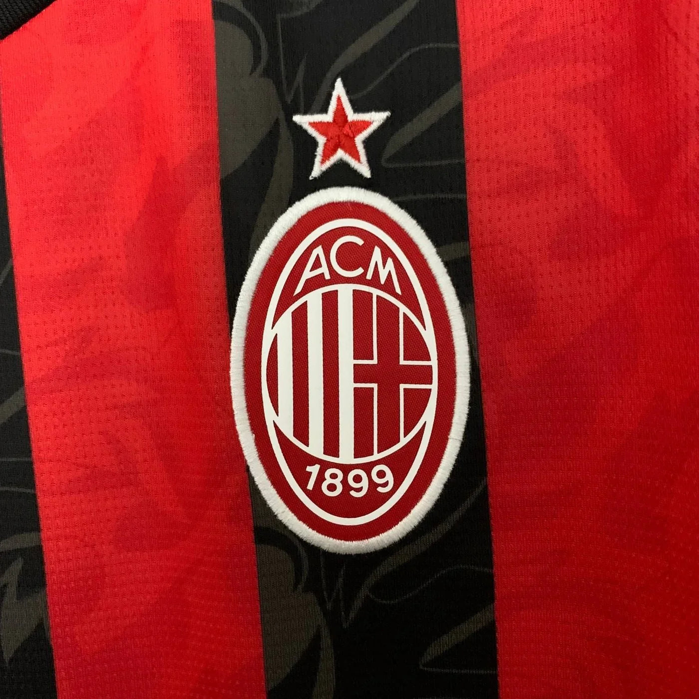 AC Milan 25/26 Premium Home Kit