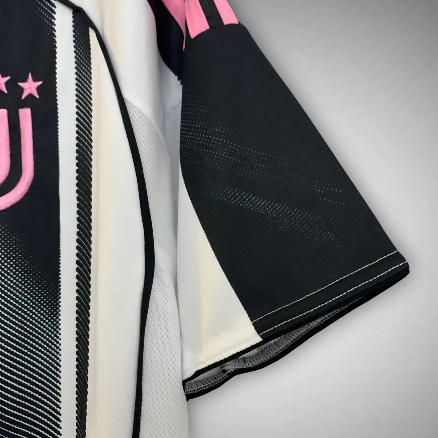 Juventus 25/26 Premium Home Kit