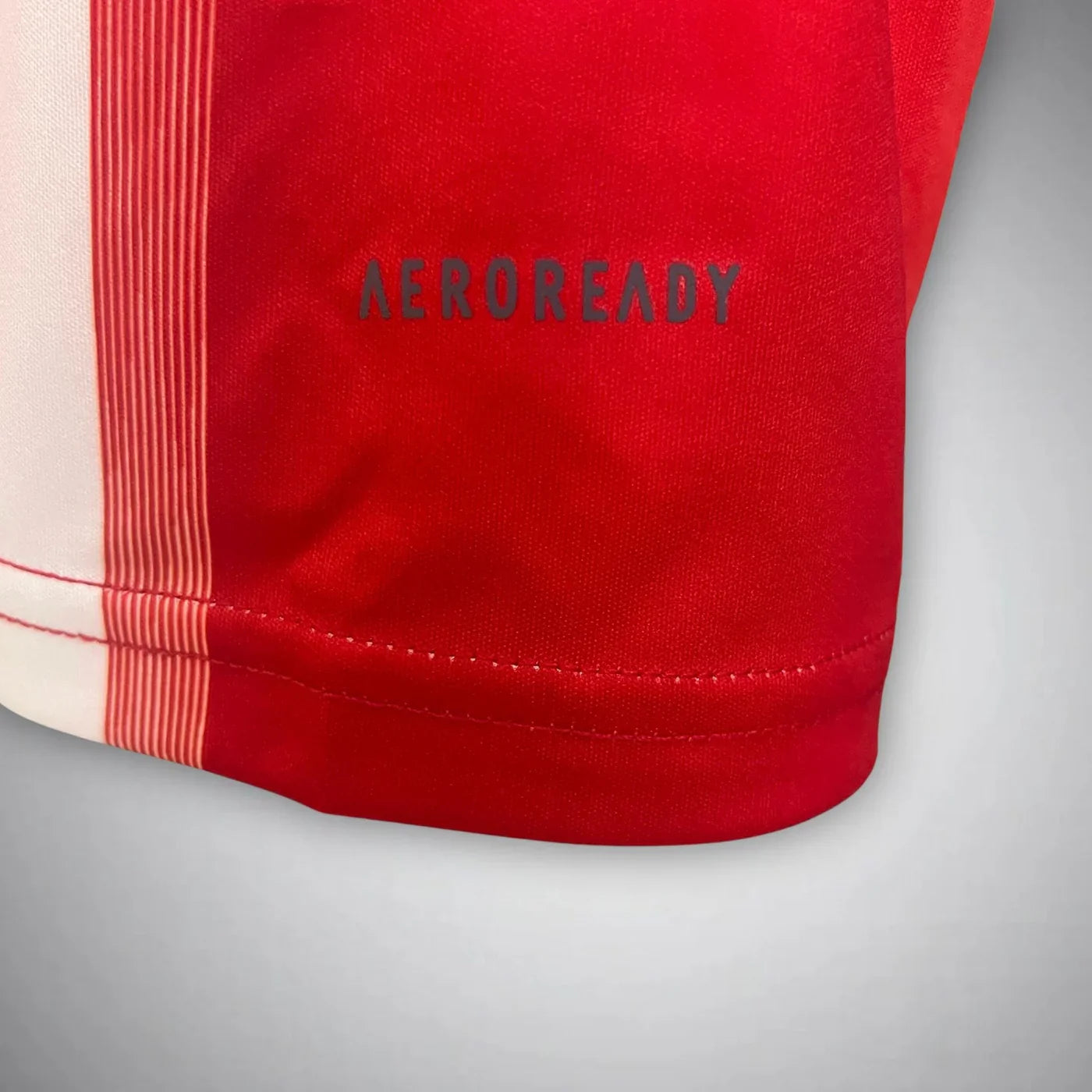 Bayern München 25/26 Premium Home Kit