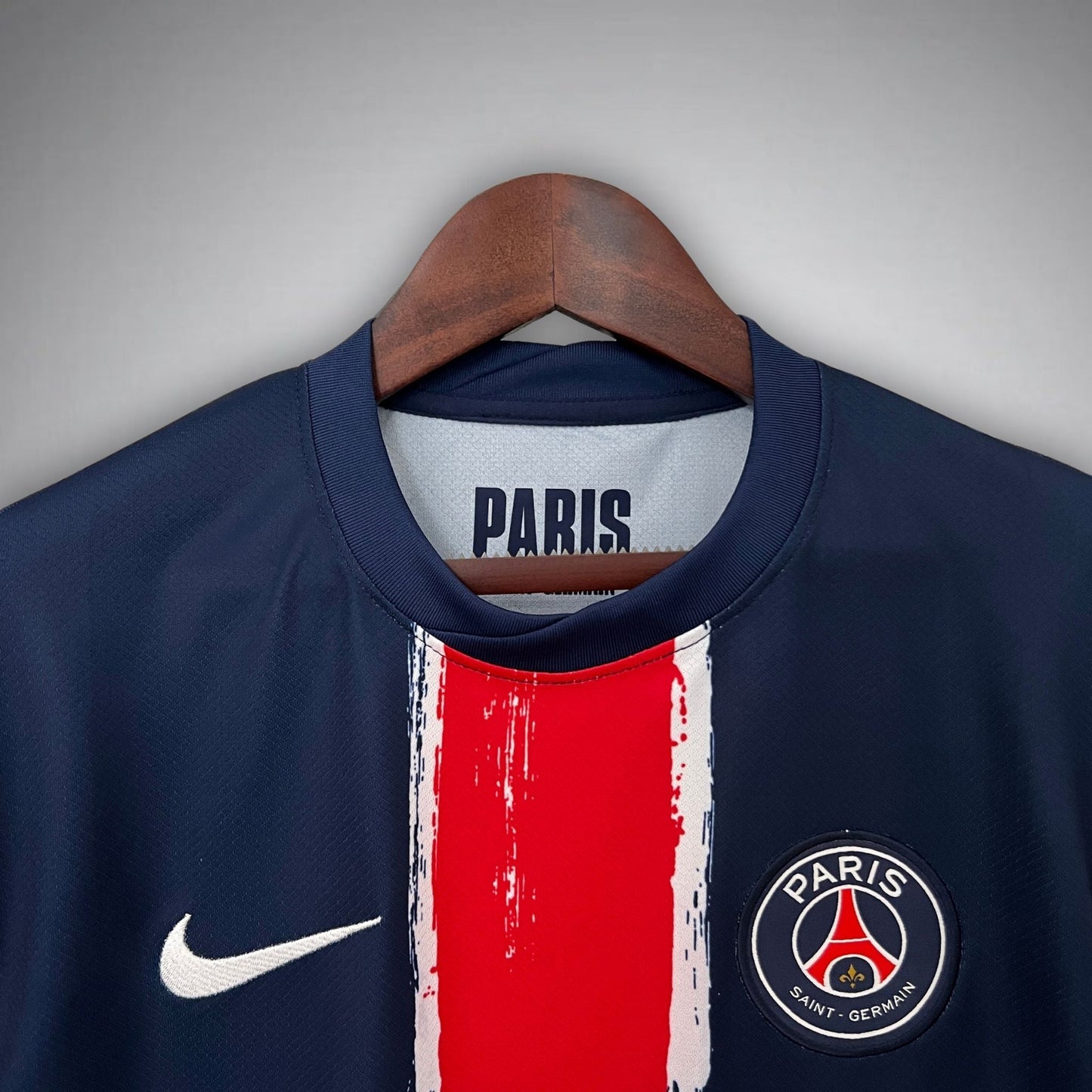 PSG 24/25 Premium Home kit