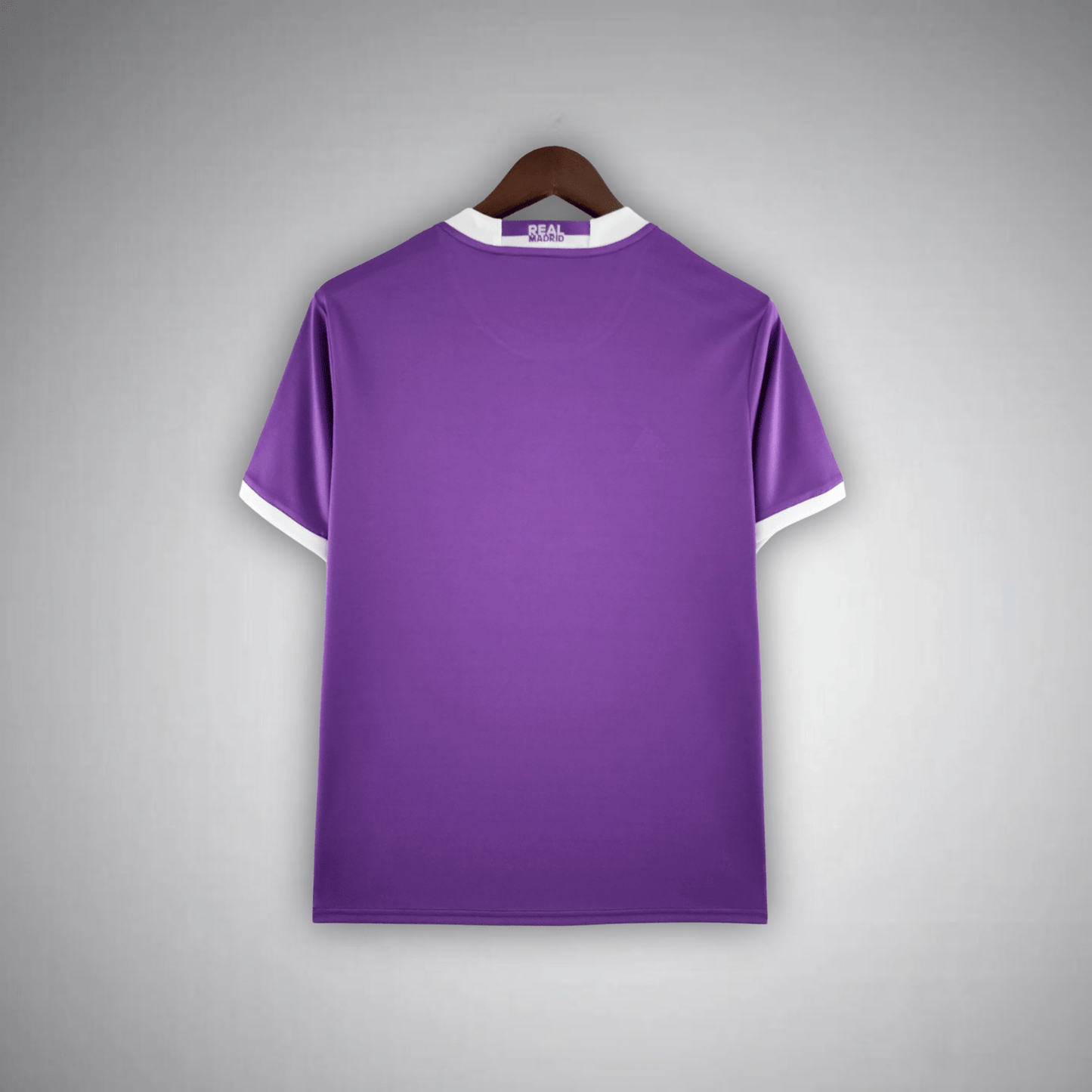 Real Madrid 16/17 Premium Kit