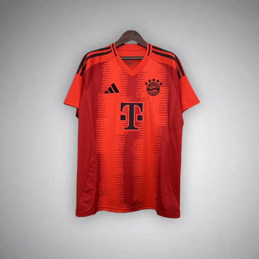 Bayern München 24/25 Premium Home Kit