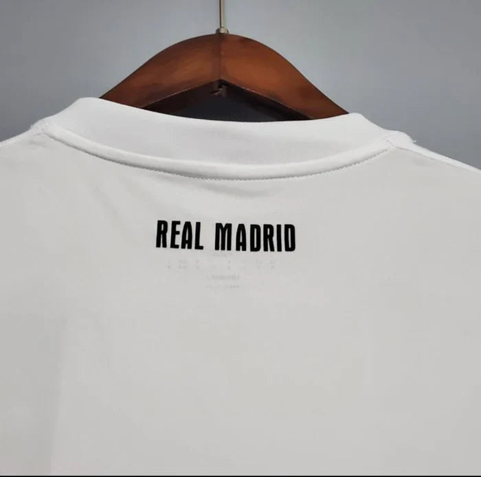 Real Madrid 12/13 Premium Home Kit