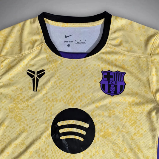 FC Barcelona 25/26 Premium Away Kit