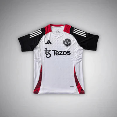 Manchester United "Tiro 24" Premium Kit