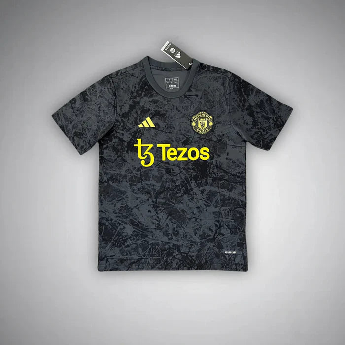 Manchester United "Velocity" Premium Kit