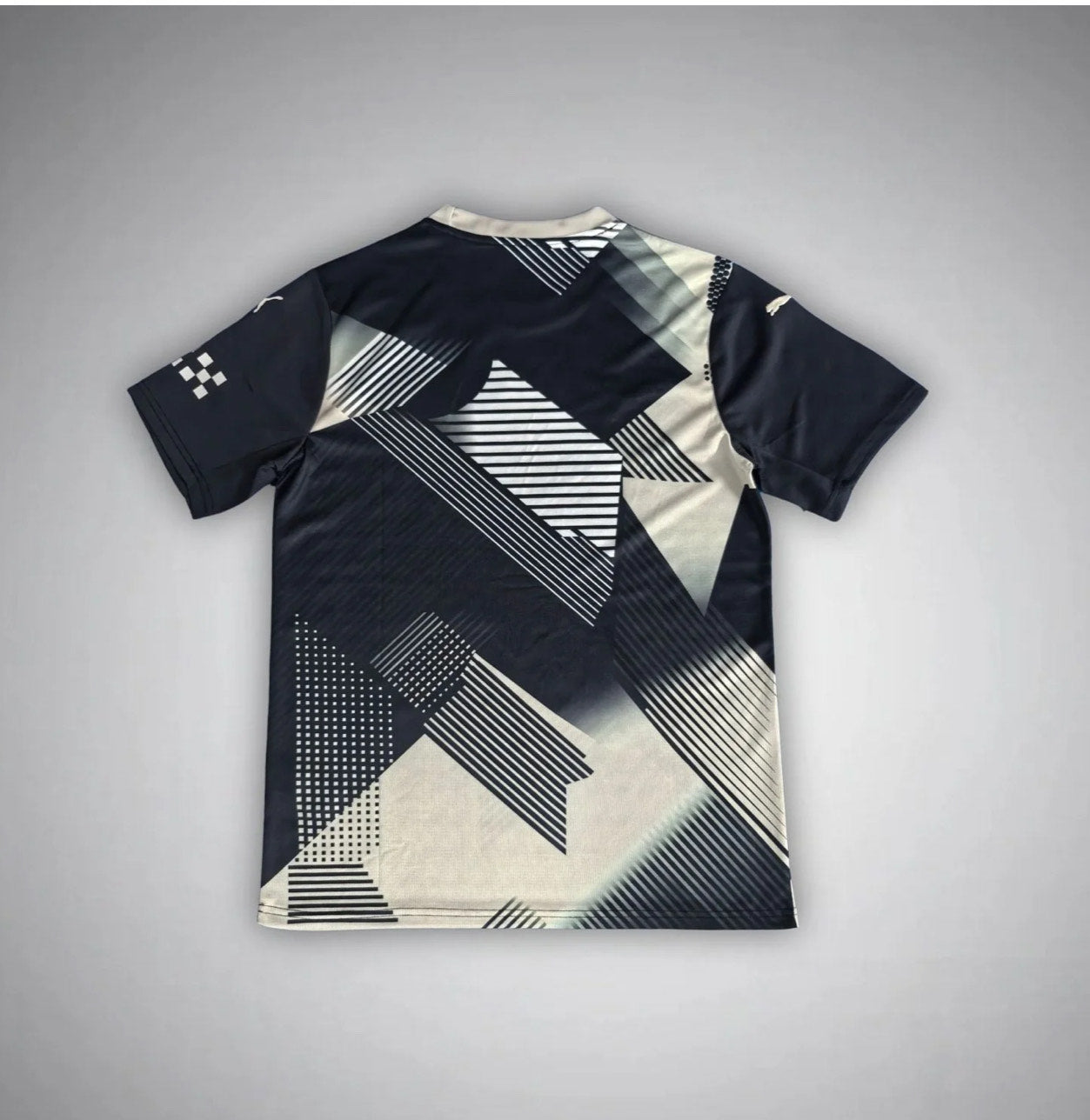 Manchester City "Etihad Shadow" Premium Kit